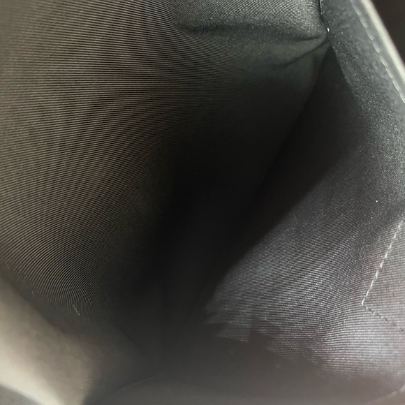 Beautiful Louis Vuitton Monogram Palm Springs MM Backpack - Picture 9 of 12